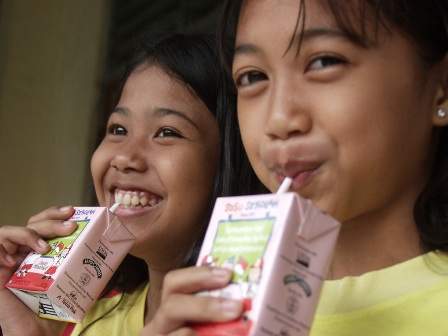 Tetra Pak plans to launch paper straws for portion-size carton packages