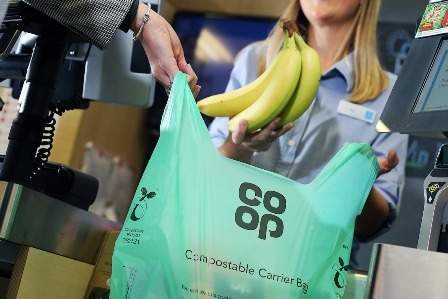 Co-op to replace single-use plastics with compostable carrier bags