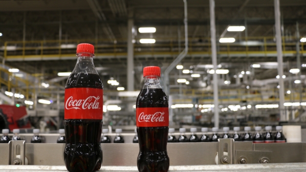 Coca-Cola Canada unveils new resealable mini bottle