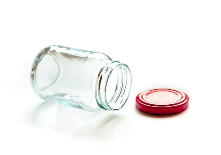 TricorBraun to buy glass packaging distributor Gläser & Flaschen
